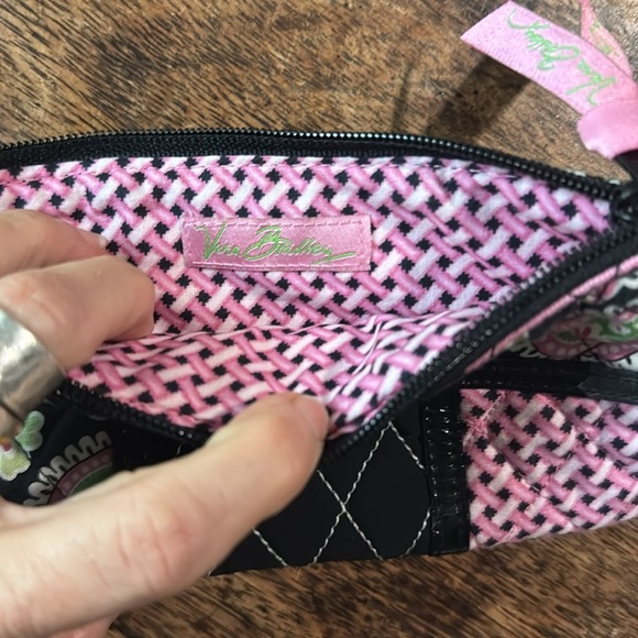 Vera Bradley Ella Wristlet Pink Elephants Breast Cancer Awareness Pattern - Picture 5 of 9